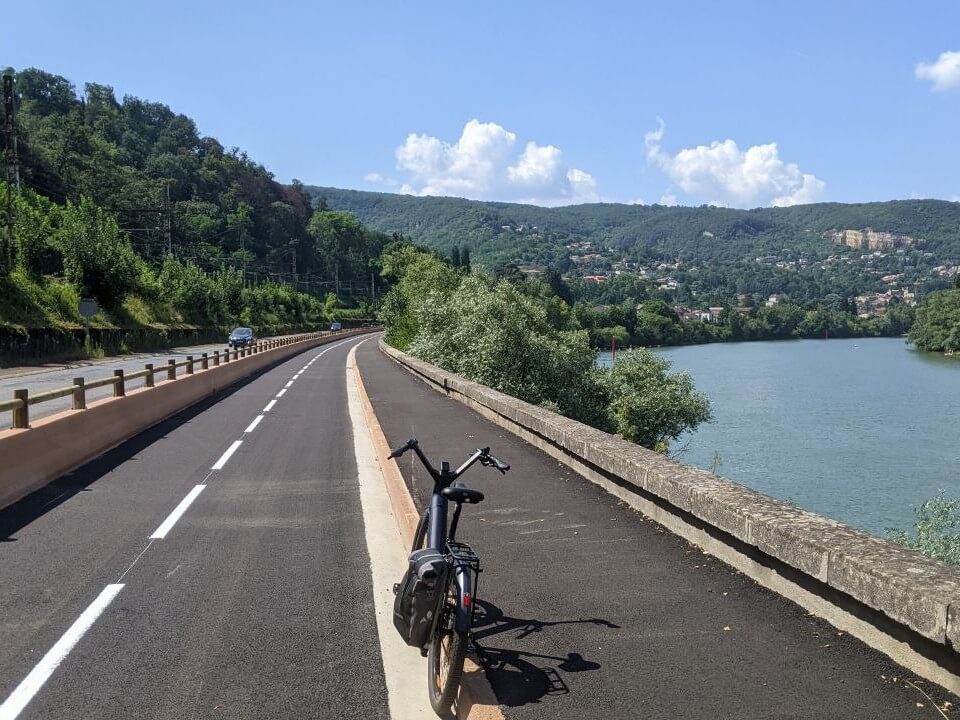 Photo de la Voie Lyonnaise 3 - Quai de Charézieux (St-Romain-au-Mont-d'Or)